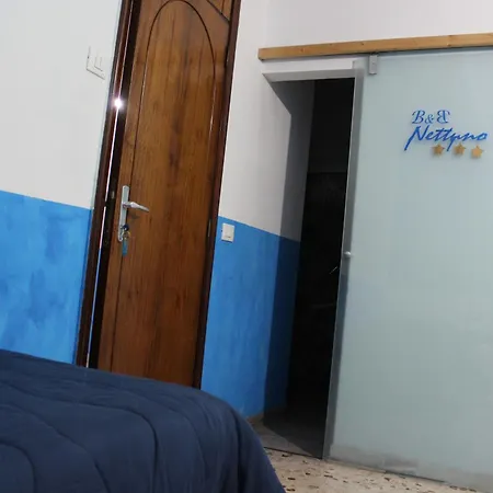Pensión Nettuno Mesina